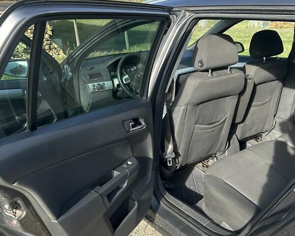 Опель Астра, объемом двигателя 1.7 л и пробегом 260 тыс. км за 4900 $, фото 7 на Automoto.ua