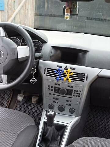 Опель Астра, объемом двигателя 1.7 л и пробегом 268 тыс. км за 4650 $, фото 18 на Automoto.ua