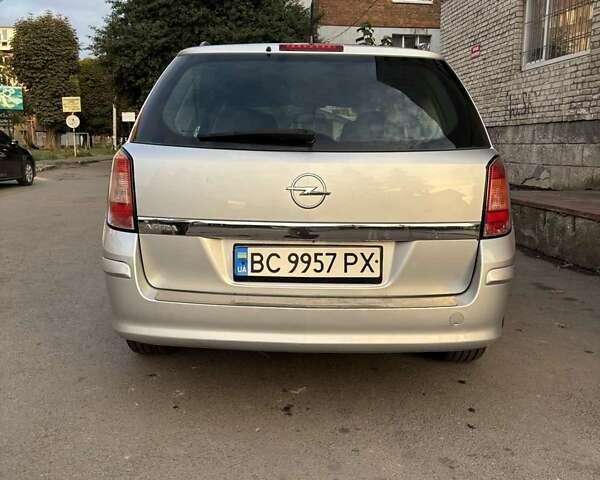 Опель Астра, объемом двигателя 1.6 л и пробегом 278 тыс. км за 5500 $, фото 3 на Automoto.ua