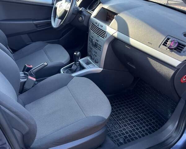 Опель Астра, объемом двигателя 1.8 л и пробегом 241 тыс. км за 5700 $, фото 17 на Automoto.ua