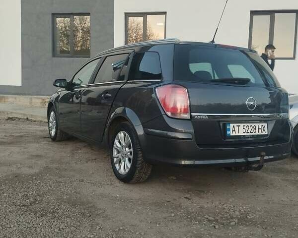 Опель Астра, объемом двигателя 1.7 л и пробегом 260 тыс. км за 4900 $, фото 2 на Automoto.ua