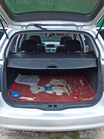 Опель Астра, объемом двигателя 1.7 л и пробегом 268 тыс. км за 4650 $, фото 30 на Automoto.ua