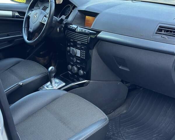 Опель Астра, об'ємом двигуна 1.6 л та пробігом 249 тис. км за 4599 $, фото 4 на Automoto.ua
