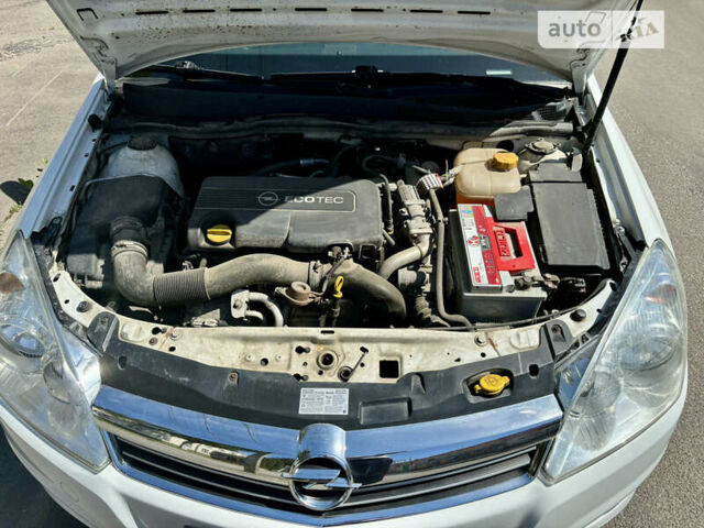 Опель Астра, об'ємом двигуна 1.69 л та пробігом 228 тис. км за 6100 $, фото 9 на Automoto.ua