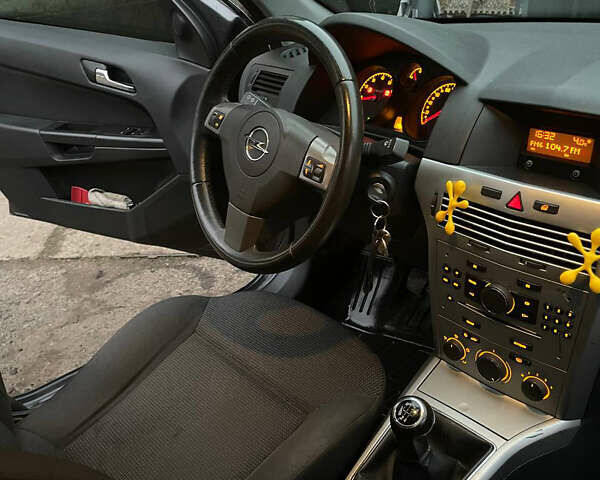 Опель Астра, объемом двигателя 1.6 л и пробегом 206 тыс. км за 6300 $, фото 6 на Automoto.ua