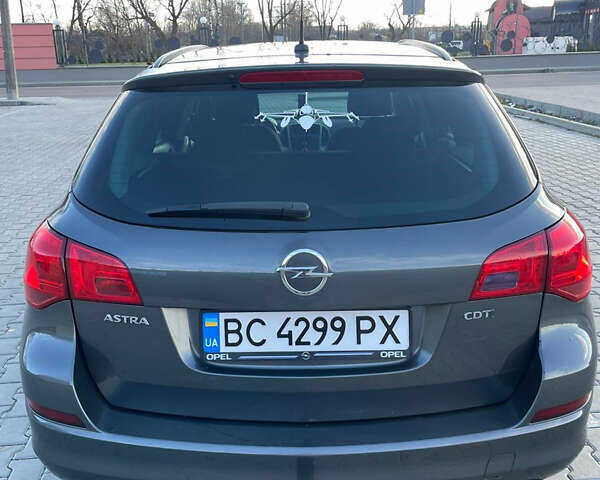 Опель Астра, объемом двигателя 1.7 л и пробегом 202 тыс. км за 7150 $, фото 4 на Automoto.ua