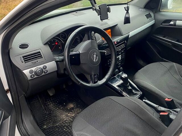 Опель Астра, об'ємом двигуна 1.3 л та пробігом 240 тис. км за 5850 $, фото 3 на Automoto.ua
