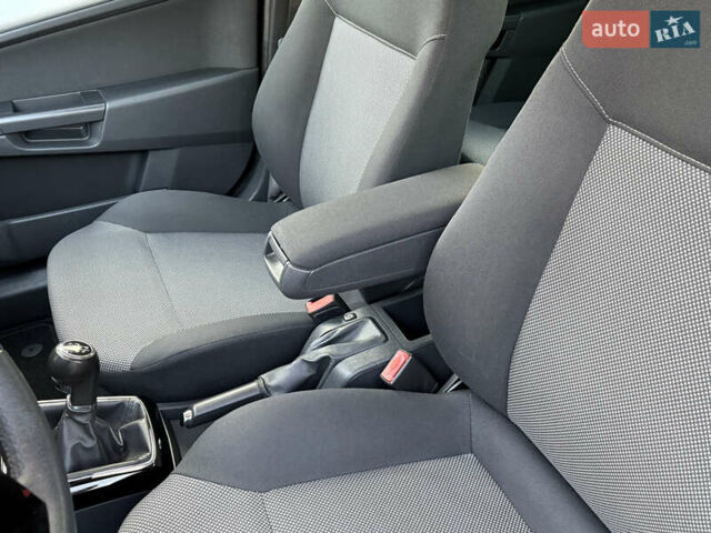 Опель Астра, объемом двигателя 1.6 л и пробегом 253 тыс. км за 5950 $, фото 75 на Automoto.ua