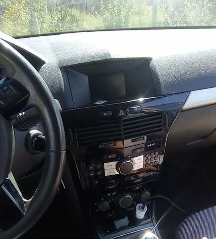 Опель Астра, об'ємом двигуна 1.69 л та пробігом 266 тис. км за 5600 $, фото 12 на Automoto.ua