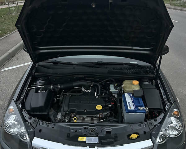 Опель Астра, объемом двигателя 1.4 л и пробегом 179 тыс. км за 6700 $, фото 4 на Automoto.ua