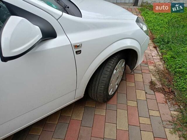 Опель Астра, объемом двигателя 1.69 л и пробегом 225 тыс. км за 6500 $, фото 5 на Automoto.ua
