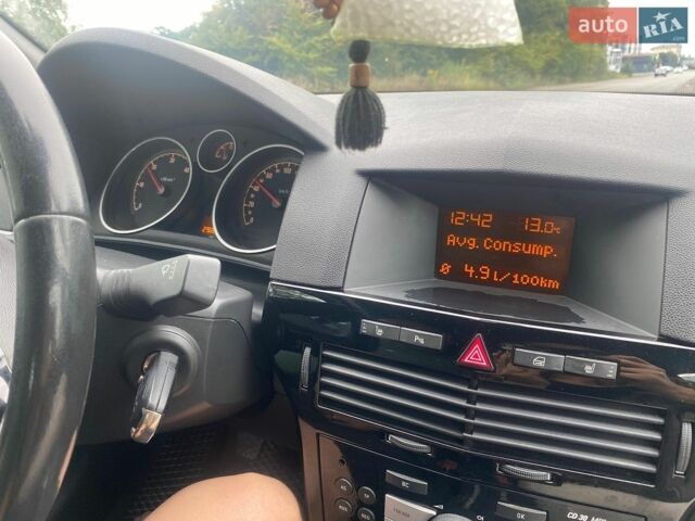 Опель Астра, объемом двигателя 1.7 л и пробегом 298 тыс. км за 5700 $, фото 10 на Automoto.ua