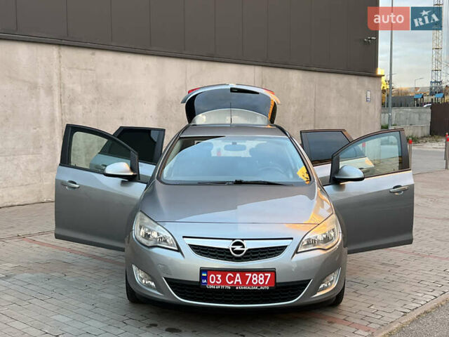 Опель Астра 2011 в Киеве на Automoto.ua Опель Астра, объемом двигателя 2 л и пробегом 222 тыс. км за 8300 $, фото 7 на Automoto.ua