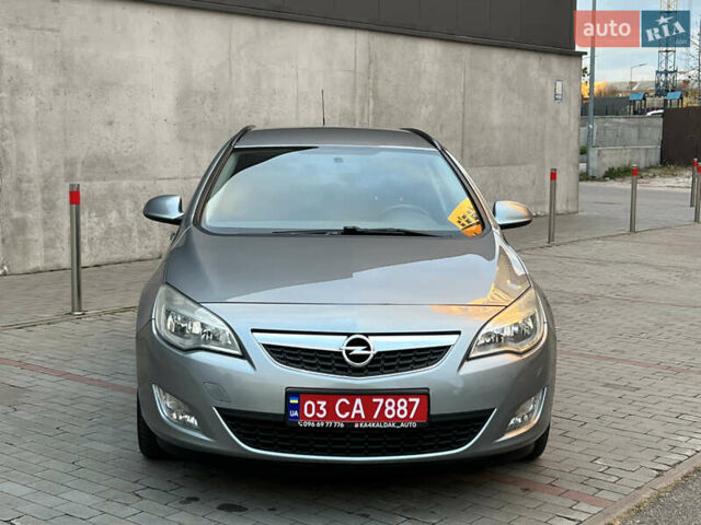 Опель Астра 2011 в Киеве на Automoto.ua Опель Астра, объемом двигателя 2 л и пробегом 222 тыс. км за 8300 $, фото 1 на Automoto.ua