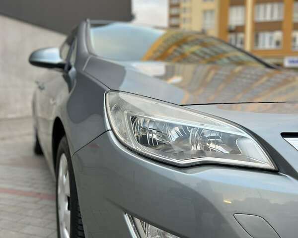 Опель Астра 2011 в Киеве на Automoto.ua Опель Астра, объемом двигателя 2 л и пробегом 222 тыс. км за 8300 $, фото 2 на Automoto.ua