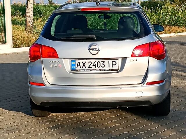 Опель Астра, объемом двигателя 1.9 л и пробегом 127 тыс. км за 5900 $, фото 6 на Automoto.ua