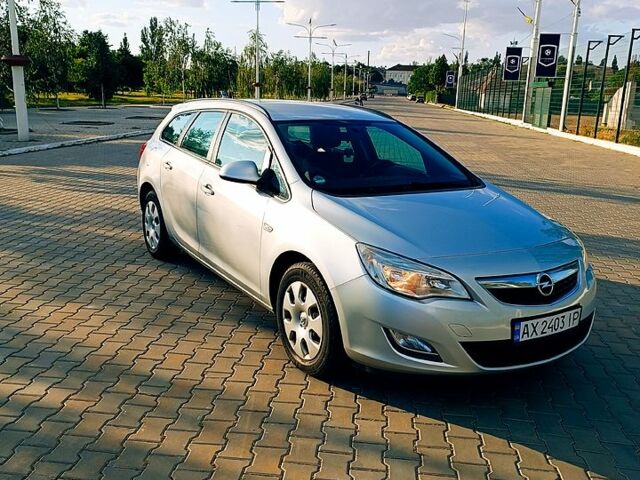 Опель Астра, объемом двигателя 1.9 л и пробегом 127 тыс. км за 5900 $, фото 9 на Automoto.ua