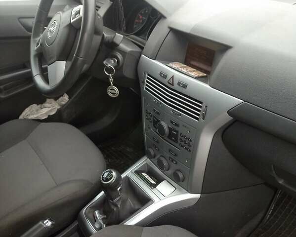 Опель Астра, объемом двигателя 0 л и пробегом 192 тыс. км за 5800 $, фото 6 на Automoto.ua