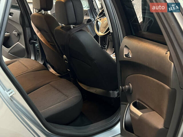 Опель Астра 2011 в Киеве на Automoto.ua Опель Астра, объемом двигателя 2 л и пробегом 222 тыс. км за 8300 $, фото 9 на Automoto.ua