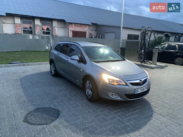 Опель Астра, объемом двигателя 1.7 л и пробегом 300 тыс. км за 5900 $, фото 1 на Automoto.ua