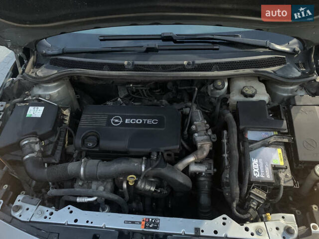 Опель Астра, объемом двигателя 1.7 л и пробегом 300 тыс. км за 5900 $, фото 6 на Automoto.ua