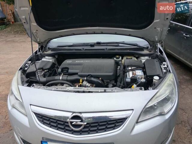 Опель Астра, объемом двигателя 1.6 л и пробегом 235 тыс. км за 7100 $, фото 3 на Automoto.ua