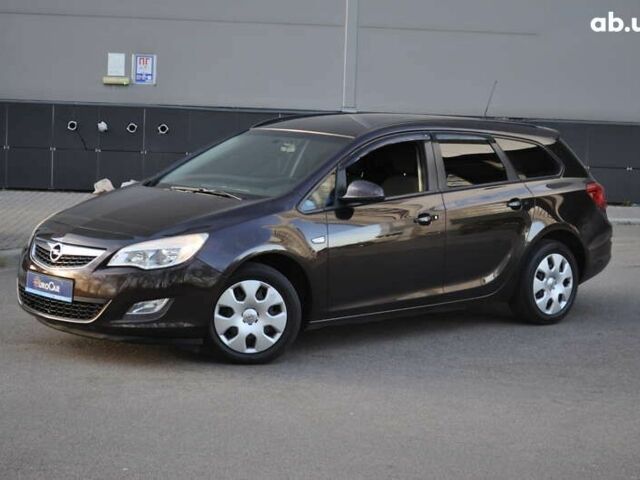 Опель Астра, объемом двигателя 1.7 л и пробегом 245 тыс. км за 7600 $, фото 1 на Automoto.ua