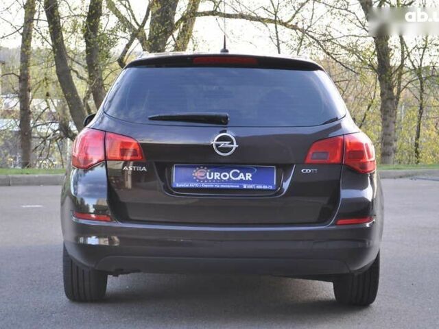 Опель Астра, объемом двигателя 1.7 л и пробегом 245 тыс. км за 7600 $, фото 6 на Automoto.ua