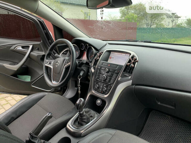 Опель Астра 2012 в Львове на Automoto.ua Опель Астра, объемом двигателя 1.7 л и пробегом 219 тыс. км за 7700 $, фото 2 на Automoto.ua