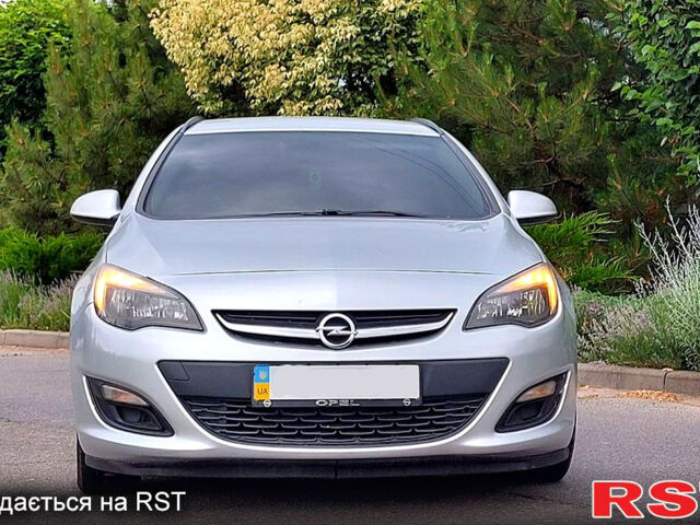 Опель Астра, объемом двигателя 1.7 л и пробегом 146 тыс. км за 8000 $, фото 4 на Automoto.ua