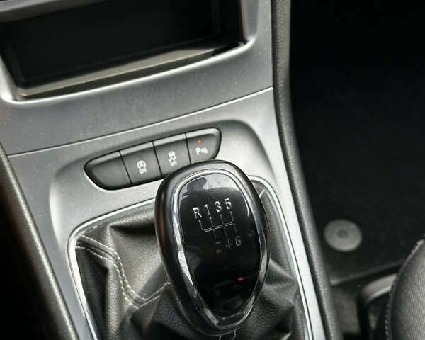 Опель Астра, объемом двигателя 1.5 л и пробегом 105 тыс. км за 12500 $, фото 10 на Automoto.ua