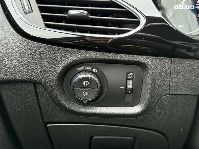 Опель Астра 2020 в Киеве на Automoto.ua Опель Астра, объемом двигателя 1.5 л и пробегом 174 тыс. км за 15300 $, фото 26 на Automoto.ua