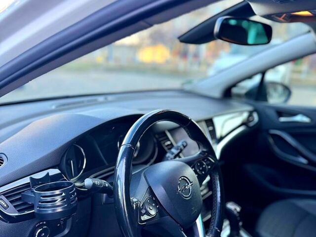 Опель Астра, объемом двигателя 15 л и пробегом 154 тыс. км за 15000 $, фото 5 на Automoto.ua