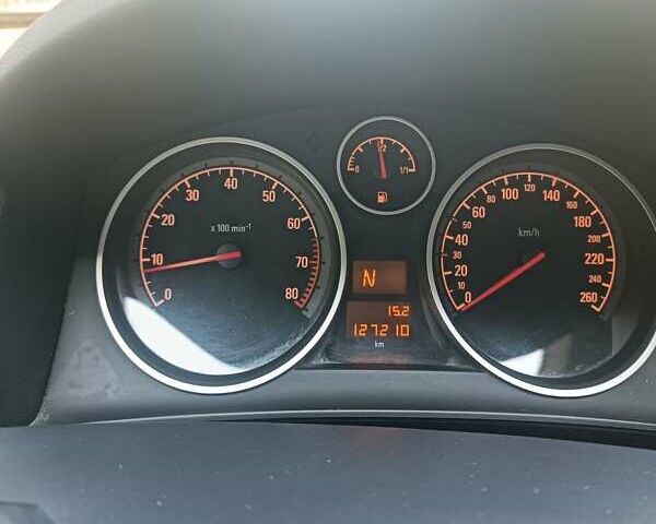 Желтый Опель Астра, объемом двигателя 1.6 л и пробегом 127 тыс. км за 5500 $, фото 9 на Automoto.ua