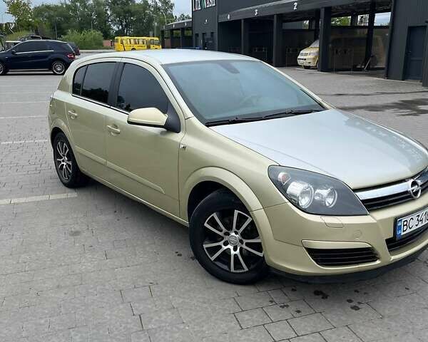 Жовтий Опель Астра, об'ємом двигуна 1.8 л та пробігом 254 тис. км за 3800 $, фото 5 на Automoto.ua