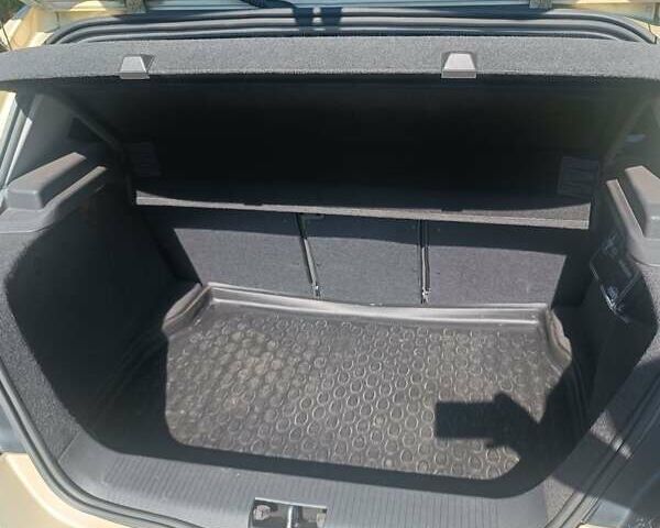 Желтый Опель Астра, объемом двигателя 1.6 л и пробегом 127 тыс. км за 5500 $, фото 17 на Automoto.ua