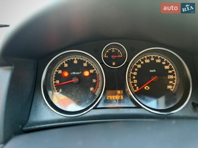 Желтый Опель Астра, объемом двигателя 1.6 л и пробегом 299 тыс. км за 3750 $, фото 23 на Automoto.ua