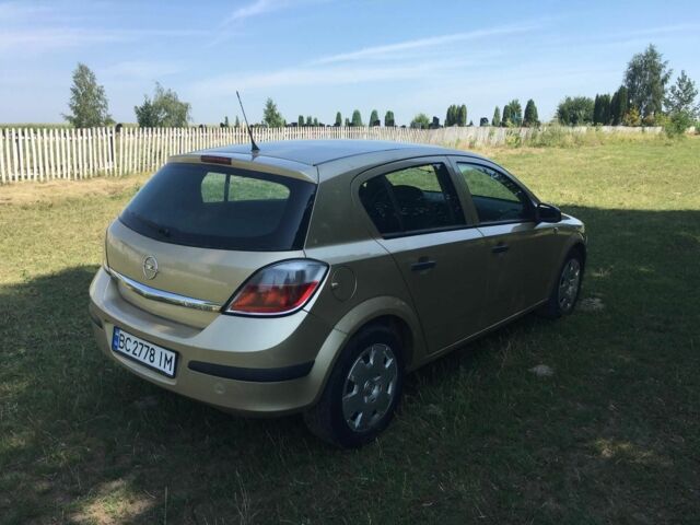 Желтый Опель Астра, объемом двигателя 1.6 л и пробегом 326 тыс. км за 4300 $, фото 3 на Automoto.ua