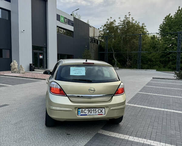 Жовтий Опель Астра, об'ємом двигуна 1.36 л та пробігом 276 тис. км за 3450 $, фото 15 на Automoto.ua