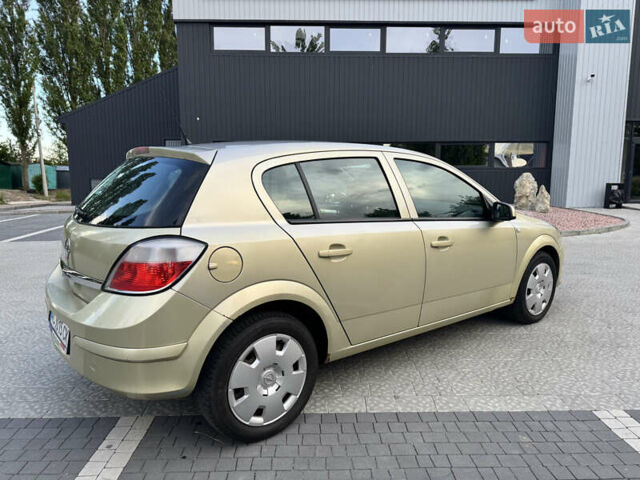 Жовтий Опель Астра, об'ємом двигуна 1.36 л та пробігом 276 тис. км за 3450 $, фото 7 на Automoto.ua