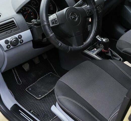 Жовтий Опель Астра, об'ємом двигуна 1.6 л та пробігом 227 тис. км за 5500 $, фото 6 на Automoto.ua