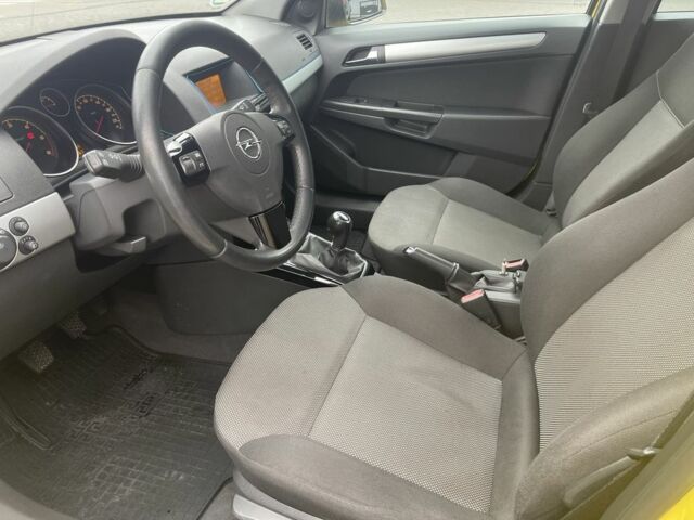 Жовтий Опель Астра, об'ємом двигуна 1.7 л та пробігом 300 тис. км за 5199 $, фото 8 на Automoto.ua