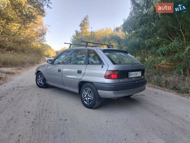 Серый Опель Астра, объемом двигателя 1.6 л и пробегом 320 тыс. км за 3000 $, фото 5 на Automoto.ua