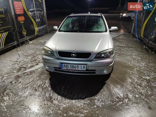 Серый Опель Астра, объемом двигателя 1.6 л и пробегом 293 тыс. км за 3000 $, фото 1 на Automoto.ua