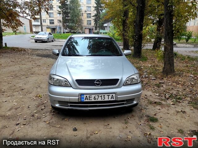 Сірий Опель Астра, об'ємом двигуна 1.7 л та пробігом 385 тис. км за 2950 $, фото 3 на Automoto.ua
