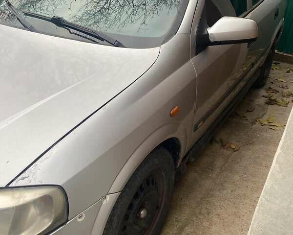 Серый Опель Астра, объемом двигателя 1.7 л и пробегом 197 тыс. км за 1500 $, фото 6 на Automoto.ua