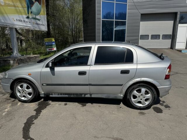 Сірий Опель Астра, об'ємом двигуна 1.6 л та пробігом 226 тис. км за 1200 $, фото 2 на Automoto.ua