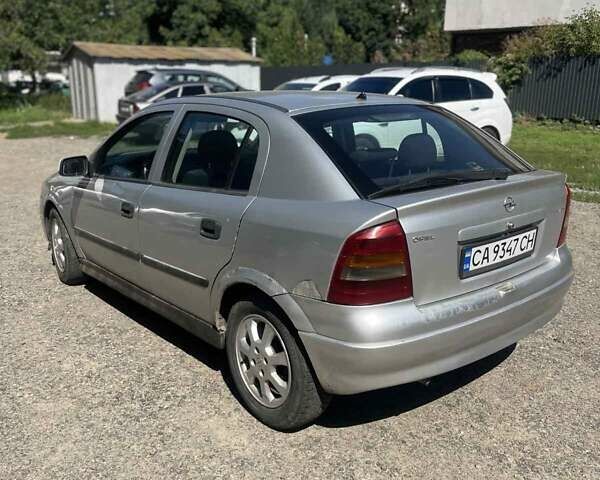Сірий Опель Астра, об'ємом двигуна 1.69 л та пробігом 300 тис. км за 2600 $, фото 5 на Automoto.ua
