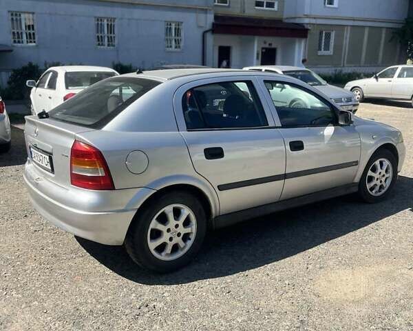 Сірий Опель Астра, об'ємом двигуна 1.69 л та пробігом 300 тис. км за 2600 $, фото 10 на Automoto.ua