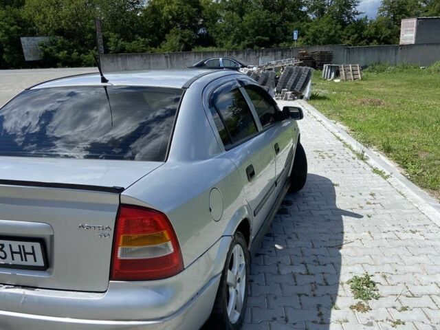 Серый Опель Астра, объемом двигателя 1.7 л и пробегом 230 тыс. км за 2700 $, фото 1 на Automoto.ua